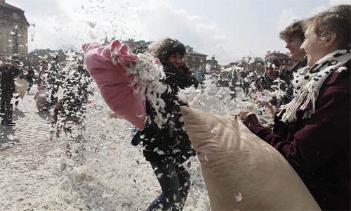 點(diǎn)擊瀏覽下一頁