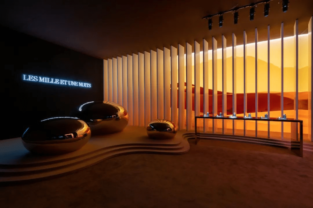 「時(shí)空浮游」阿瑪尼高定私藏香氛全球首展