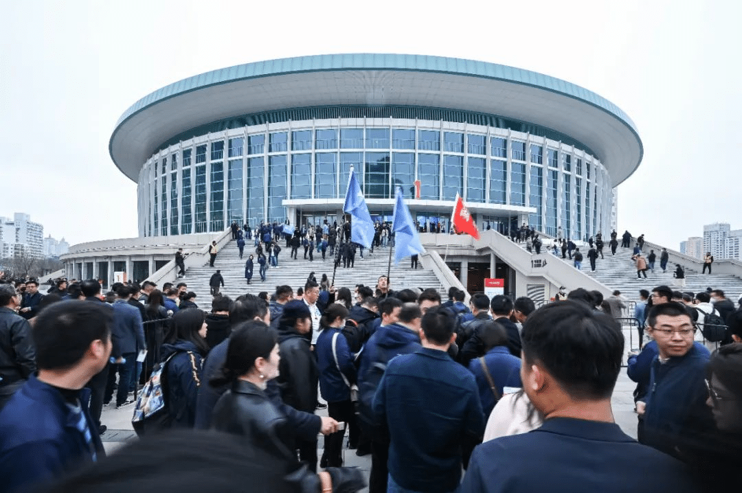 潮起海闊，共建此時——華為春季旗艦新品發(fā)布會全回顧