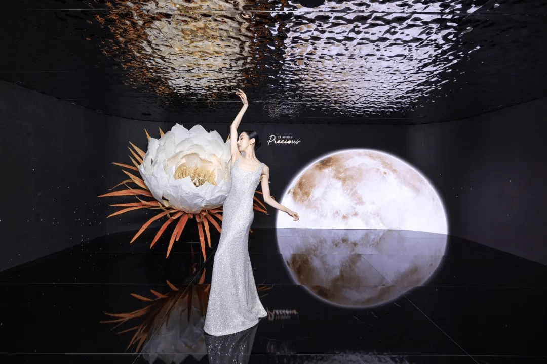 「凝時(shí)之境」嬌韻詩至臻凝時(shí)系列限時(shí)體驗(yàn)展